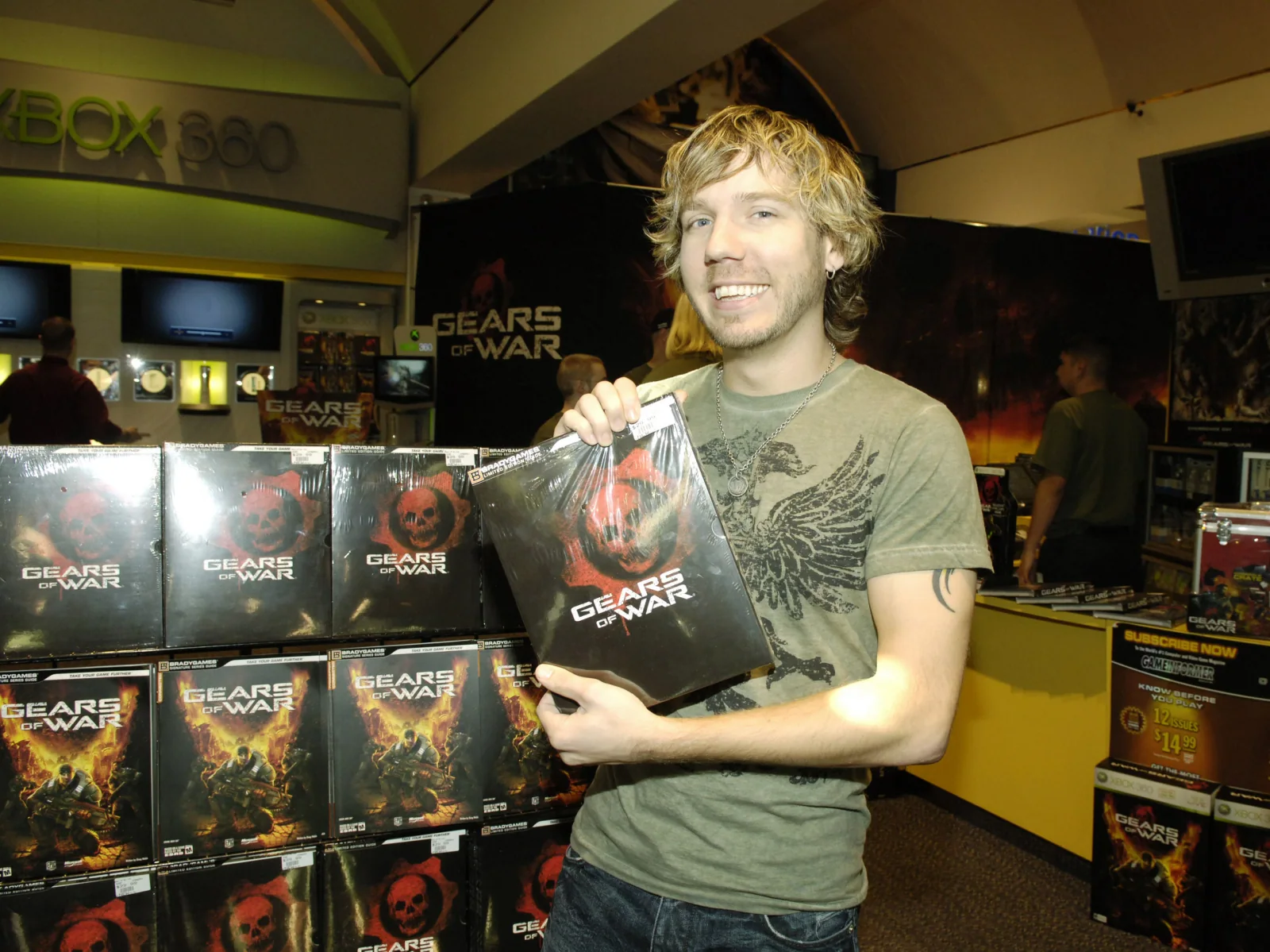 Gears of War — Criador de Gears of War
considera retornar ao desenvolvimento de jogos